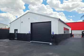 Flexible Warehouse, Office & Storage Solution