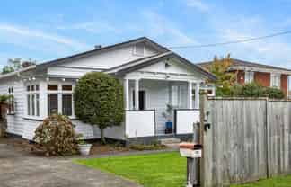 110 Lynwood Road, New Lynn