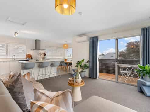 2/3 Camrose Place, Glenfield