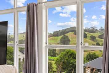 5 Hebe Lane, Maungaturoto
