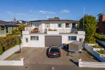 42 Tawa Street, Glenwood