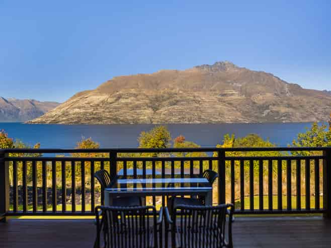 28 Evergreen Place, Sunshine Bay