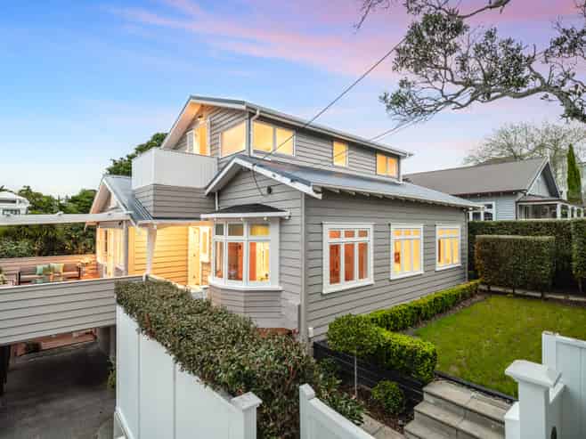131 Bassett Road, Remuera