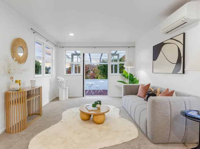 26 Cheval Drive, Totara Vale