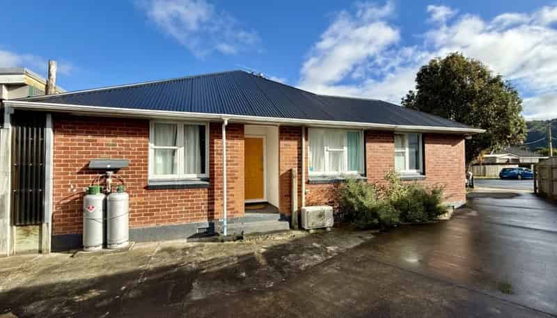 5 Johnston Grove, Taita