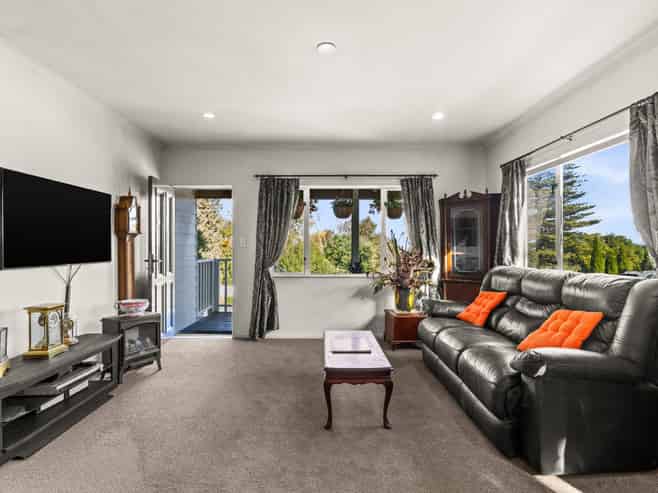 32 France Road, Bluff Hill