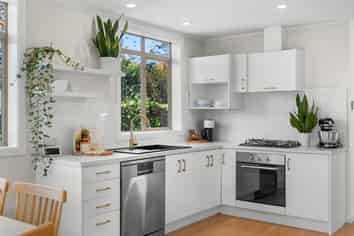 24A Riverview Street, Beckenham