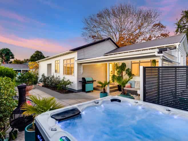 24A Riverview Street, Beckenham