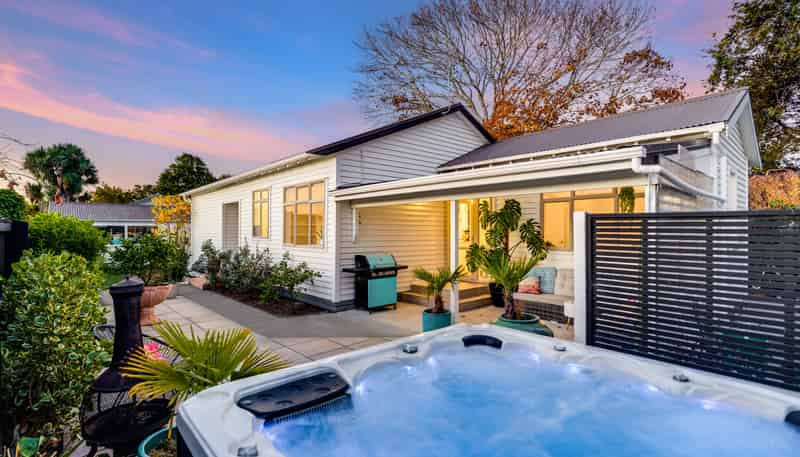 24A Riverview Street, Beckenham