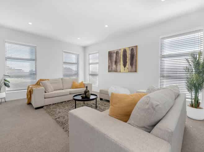 8 Doidge Street, Beachlands