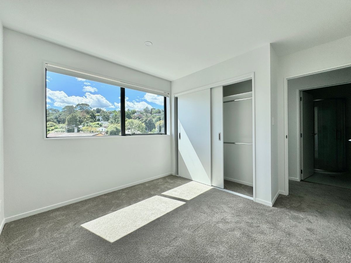 Brand New 3-Bedroom - Mehr