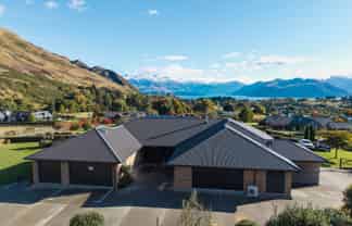 25 Heaton Park Drive, Wanaka