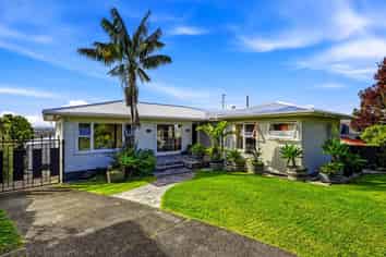148 Luckens Road, West Harbour