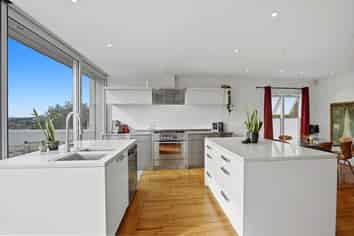 148 Luckens Road, West Harbour