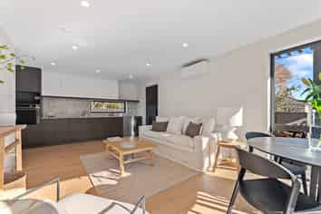 3/10 Seddon Street, Sydenham