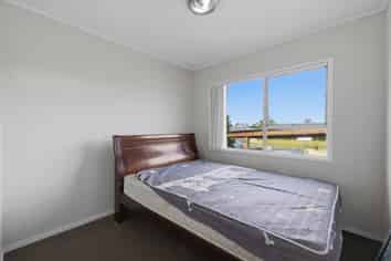 70 Archboyd Avenue, Mangere