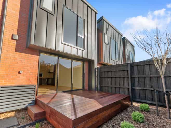 4/10 Seddon Street, Sydenham