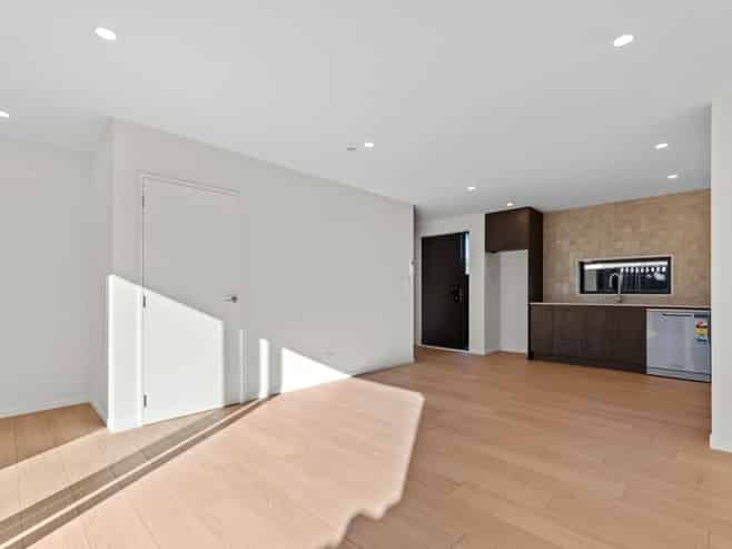4/10 Seddon Street, Sydenham