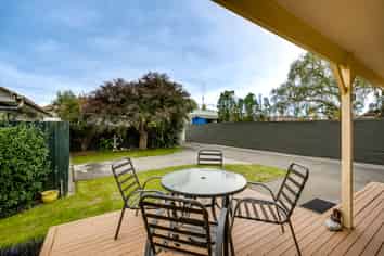 1002A Williams Street, Mahora
