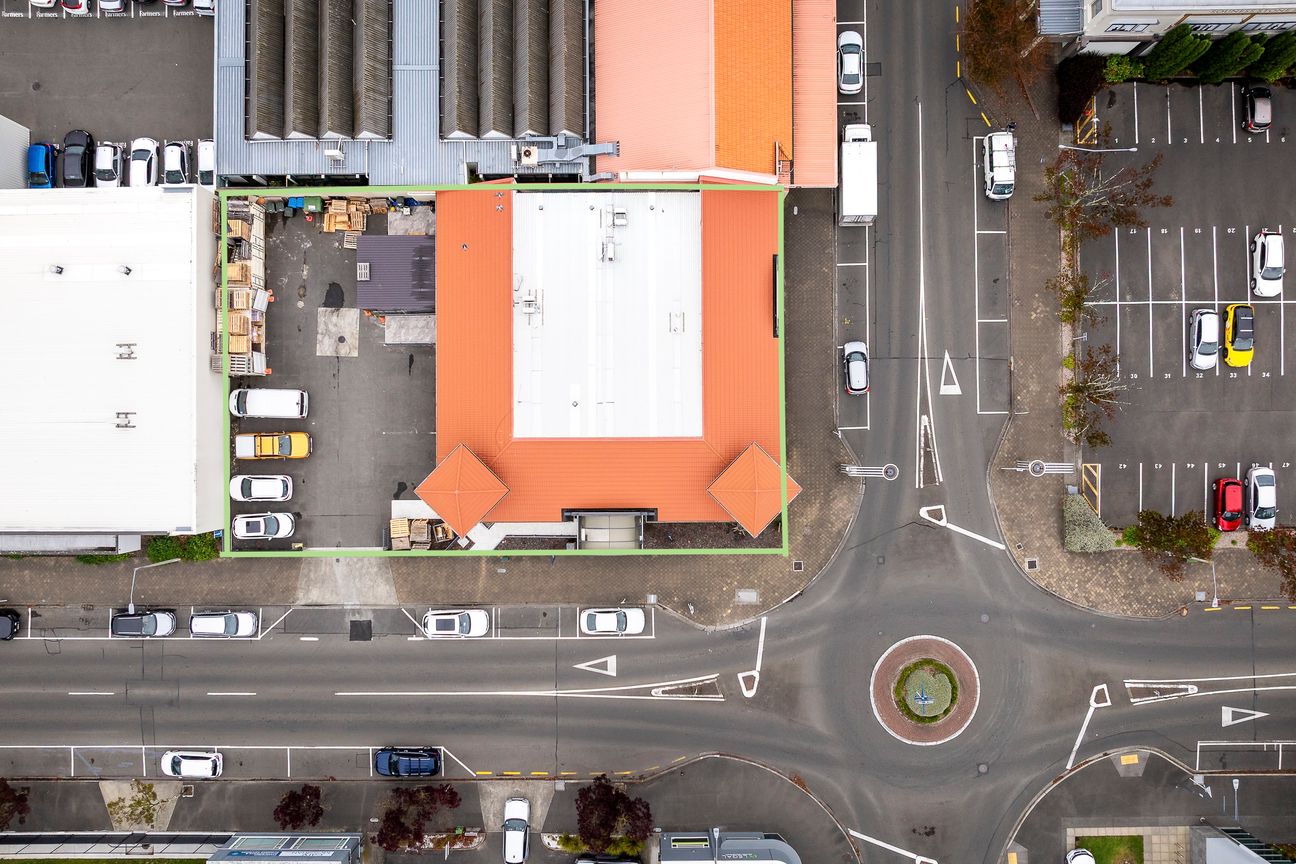 Premium Showroom with New Long-Term Lease - Ansicht 3