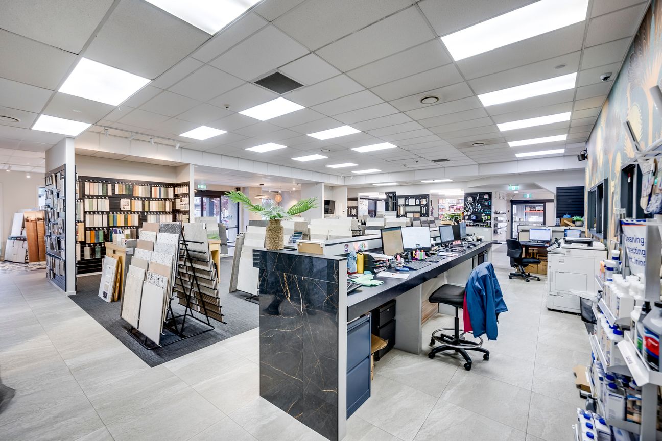Premium Showroom with New Long-Term Lease - Ansicht 6