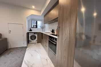 2/221  Armagh Street, Christchurch Central