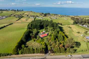 36 Blackhead Road, Concord