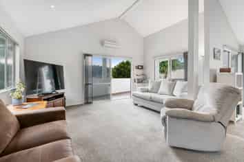 11 Kestrel Heights, Arkles Bay