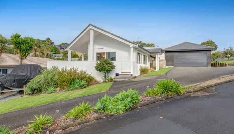 11 Kestrel Heights, Arkles Bay