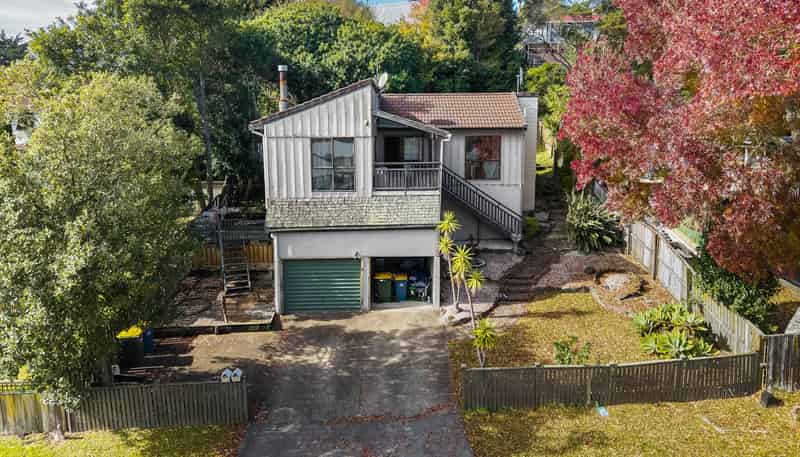 81 Oaktree Avenue, Browns Bay
