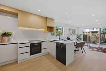 65E Kiwi Road, Point Chevalier