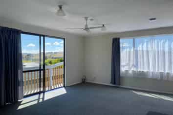 7 Cornel Circle, Snells Beach