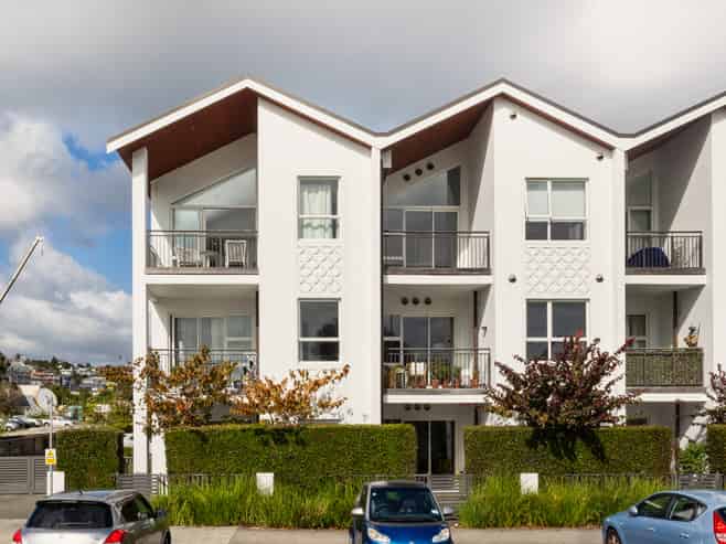 201/26A Racecourse Parade, Avondale