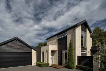 F/97 Englefield Road , Northwood