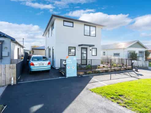 10A Crest Street, TAINUI