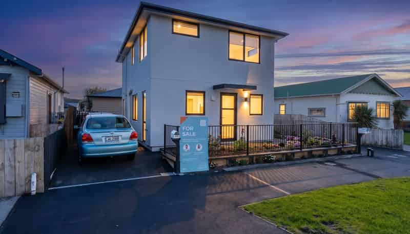 10A Crest Street, TAINUI