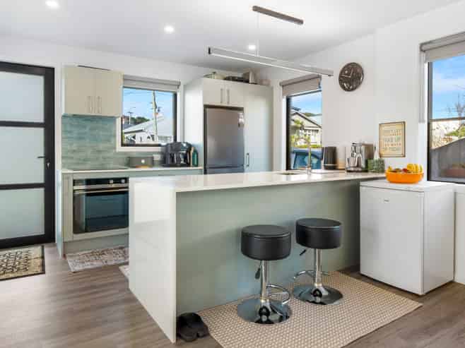 10A Crest Street, TAINUI
