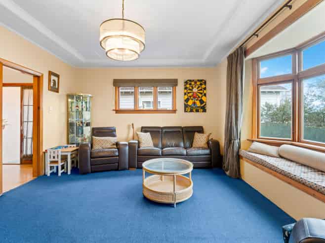 210  Bay View Road, SOUTH DUNEDIN