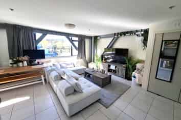 2/168-182 Main Street, Upper Hutt