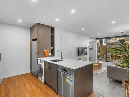 3/331 Lincoln Road, Addington