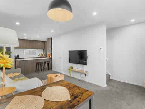 3/331 Lincoln Road, Addington