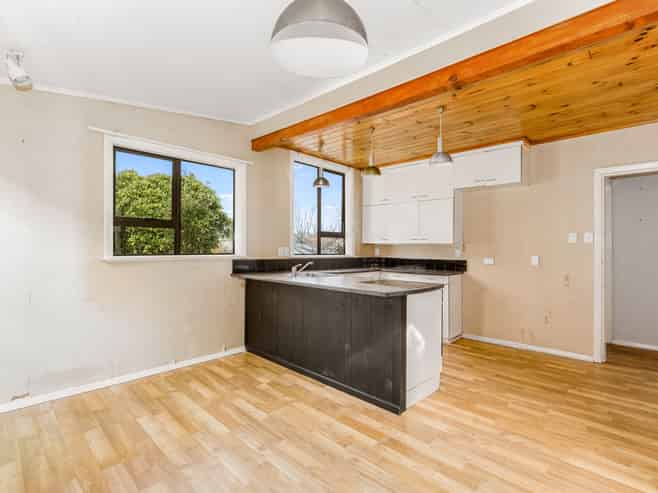 5 Gordon Road, Plimmerton