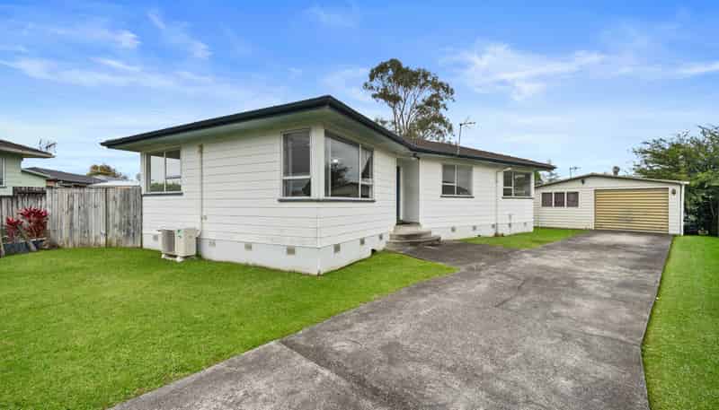 8 Aldo Place, Clover Park