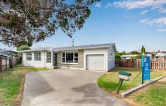 17 Winton Street, Paraparaumu Beach