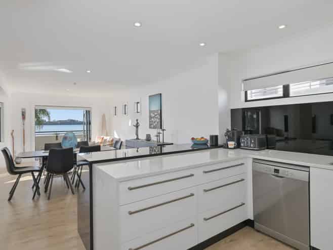 4/2 Sixth Avenue, Tauranga