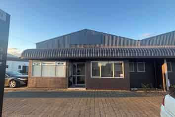 Affordable Freehold Industrial Investment