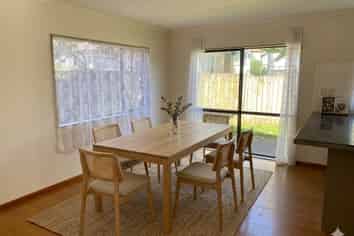 19B Gloucester Road, Manurewa