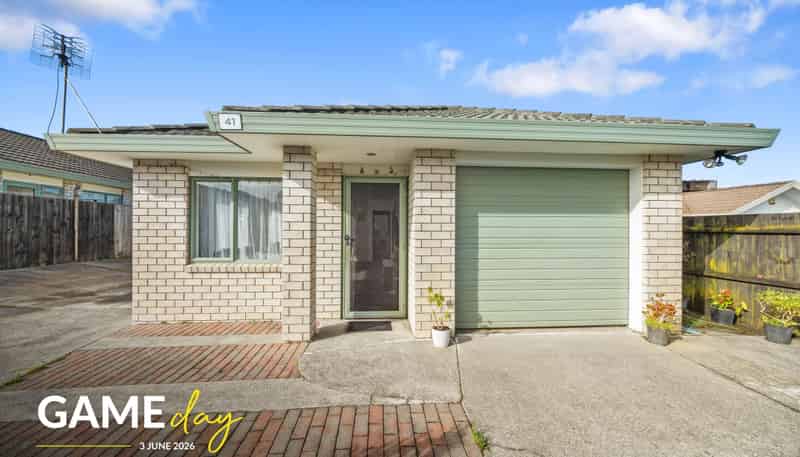 41 Robert Skelton Place, Clendon Park