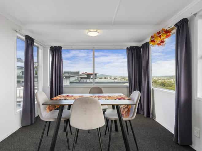 89 and 89A Pupuke Road, Northcote