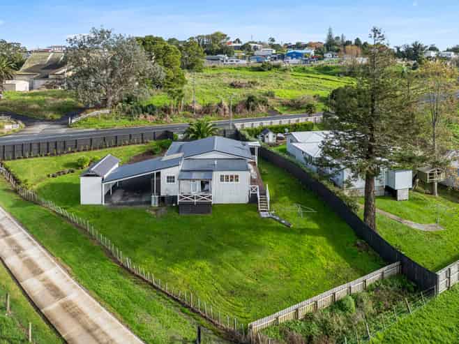 30 Centennial Park Road, Wellsford